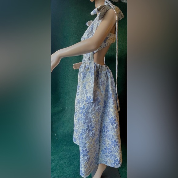 Elliat Atelier dress. - Picture 6 of 7